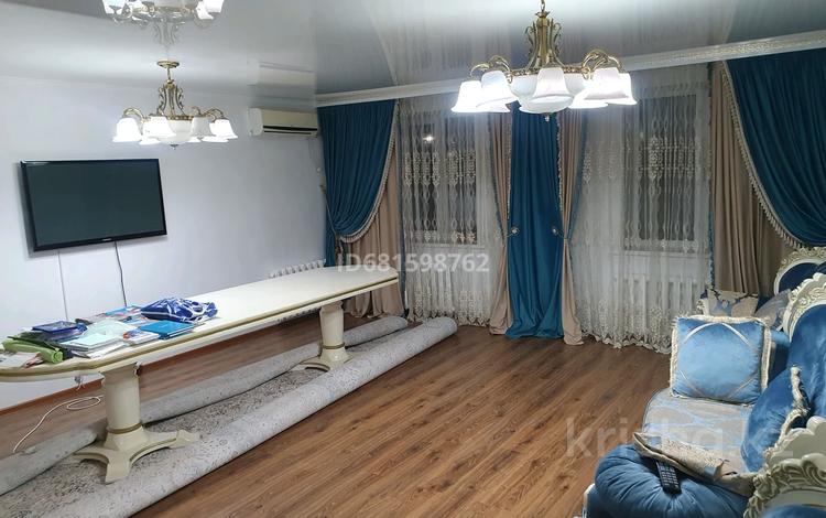 4-комнатная квартира, 140 м², 2/5 этаж, Каблиса жырау за 85 млн 〒 в Талдыкоргане — фото 2
