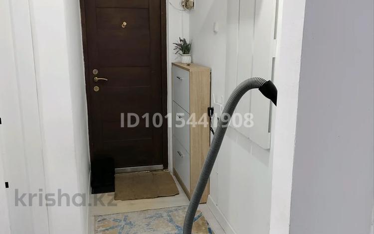 2-комнатная квартира · 44 м² · 1/5 этаж, Жамбыл 77 за 13.5 млн ₸ в Уральске — фото 2