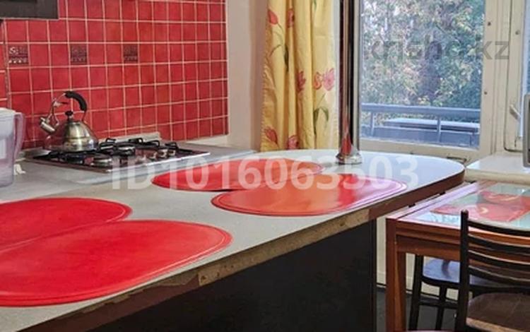 2-комнатная квартира · 54 м² · 5/5 этаж, Желтоксан — Абая-Аблай хана за 380 000 ₸ в Алматы, Алмалинский р-н — фото 2