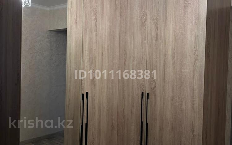 4-комнатная квартира · 77 м², мкр Юго-Восток, Мкр Гульдер 2 за 300 000 〒 в Караганде, Казыбек би р-н — фото 2