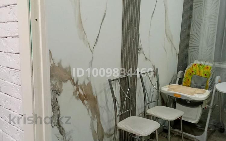 1-бөлмелі пәтер · 40 м² · 2/2 қабат, мкр Жилгородок, Тургенева 24, бағасы: 6.4 млн ₸ в Актобе — фото 2