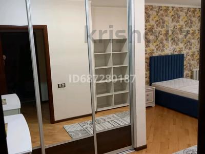 4-комнатная квартира, 144 м², 1/9 этаж, Алиханова — Рядом три школы 38,93 и школа нурмакова. за ~ 64.8 млн 〒 в Караганде, Казыбек би р-н