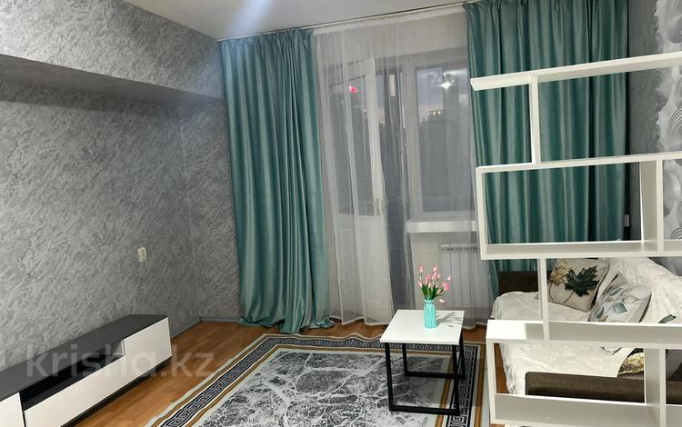 1-комнатная квартира · 33 м² · 5/5 этаж, Абая 54/1 за 300 000 ₸ в Алматы, Бостандыкский р-н — фото 2