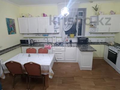 Дом · 5 комнат · 260 м², Жиренколь 56а — За рестораном Махаббат за 30 000 〒 в Астане, р-н Байконур