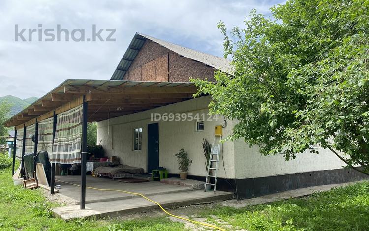Отдельный дом · 4 комнаты · 100 м² · 12 сот., Ауэзова 13 за 37 млн 〒 в Талдыбулаке — фото 2