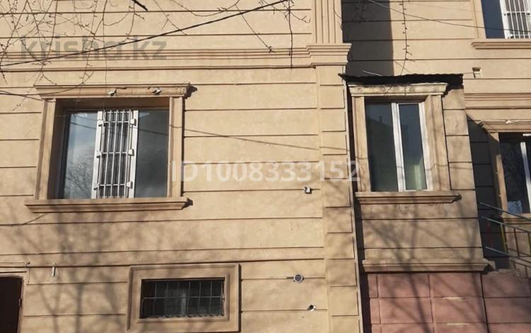 Свободное назначение · 450 м² за 1.2 млн ₸ в Атырау, мкр Акжайык — фото 2