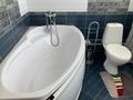 4-комнатная квартира · 150 м² · 2/3 этаж, мкр Уркер, ул. Нуркена Абдирова 54 — Достоевского за 350 000 ₸ в Астане, Нура р-н — фото 13