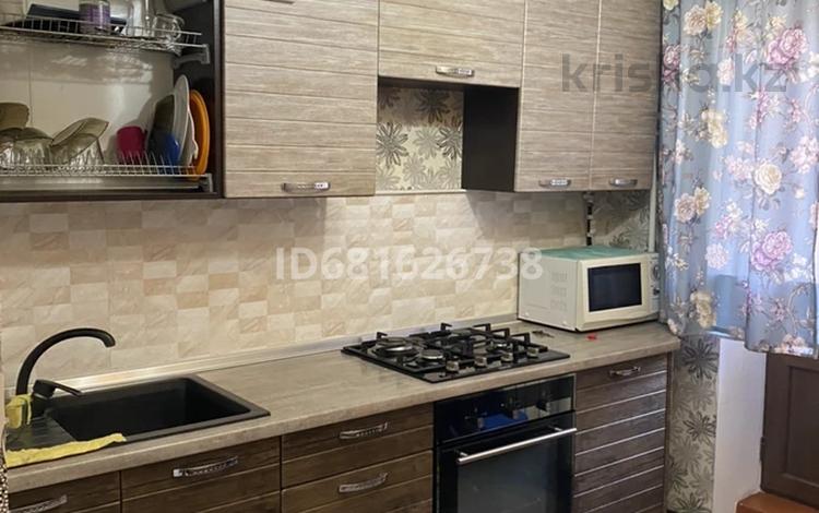 2-бөлмелі пәтер · 65 м² · 4/5 қабат, мкр Жетысу-4 — Абая момышулы, бағасы: 300 000 ₸ в Алматы, Ауэзовский р-н — фото 4