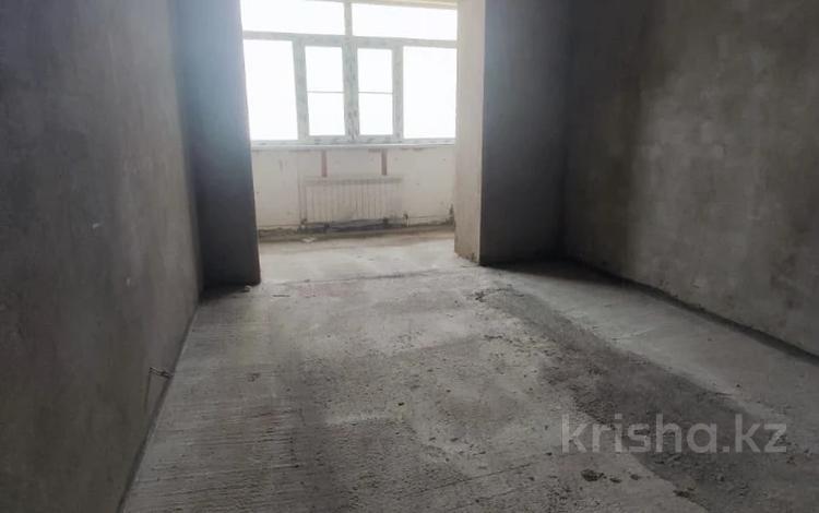 3-бөлмелі пәтер · 110.3 м² · 2/9 қабат, Алтын Орда 2, бағасы: 39 млн ₸ в Актобе — фото 2