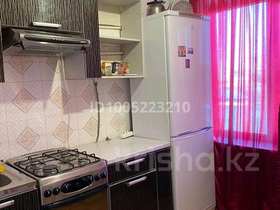 1-комнатная квартира · 30 м² · 5/5 этаж, мкр Центральный, Атамбаева 19 за 130 000 〒 в Атырау