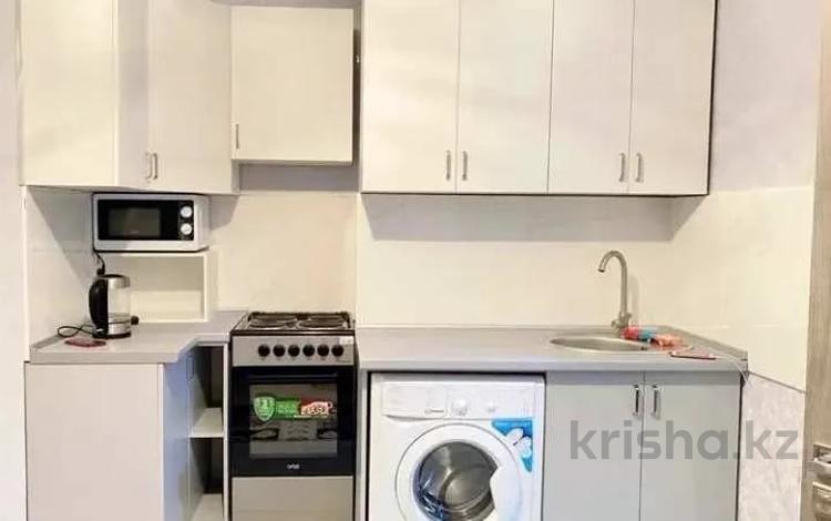 1-комнатная квартира · 37 м² · 12/17 этаж, Толе би за 37 млн ₸ в Алматы, Алмалинский р-н — фото 3