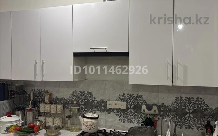 Жеке үй · 4 бөлме · 72 м² · 8 жүзд., Береке 134 — Магазин Томирис, бағасы: 28 млн ₸ в Долане — фото 2