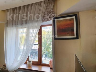 3-комнатная квартира · 70 м² · 2/5 этаж, Гоголя 50 за 500 000 ₸ в Алматы, Медеуский р-н