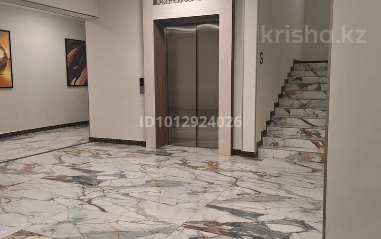 4-комнатная квартира · 146 м² · 4/9 этаж, мкр Нурсат, Аргынбекова 18а — Шаяхметова за 115 млн ₸ в Шымкенте, Каратауский р-н — фото 2