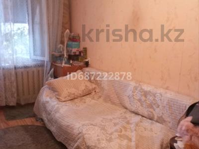 4-комнатная квартира, 83 м², 1/5 этаж, мкр Аксай-4 53 за 57 млн 〒 в Алматы, Ауэзовский р-н
