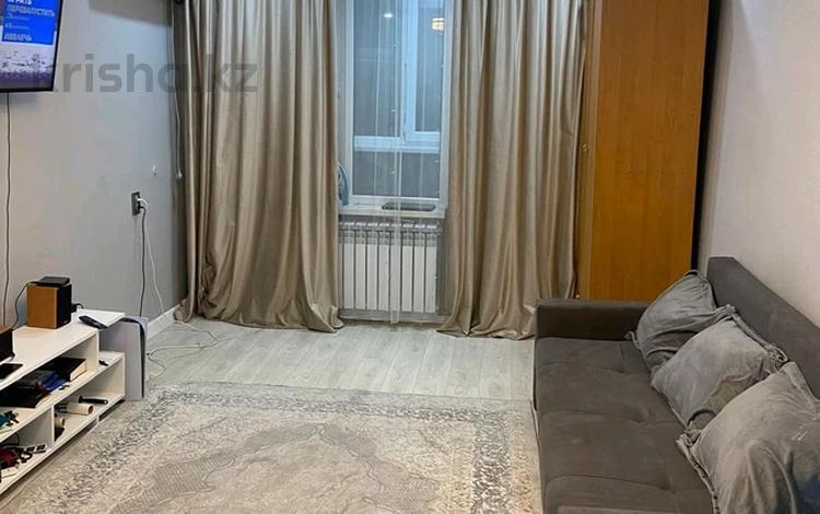 1-бөлмелі пәтер · 33 м² · 3/5 қабат, мкр Аксай-2 49, бағасы: 26.5 млн ₸ в Алматы, Ауэзовский р-н — фото 2