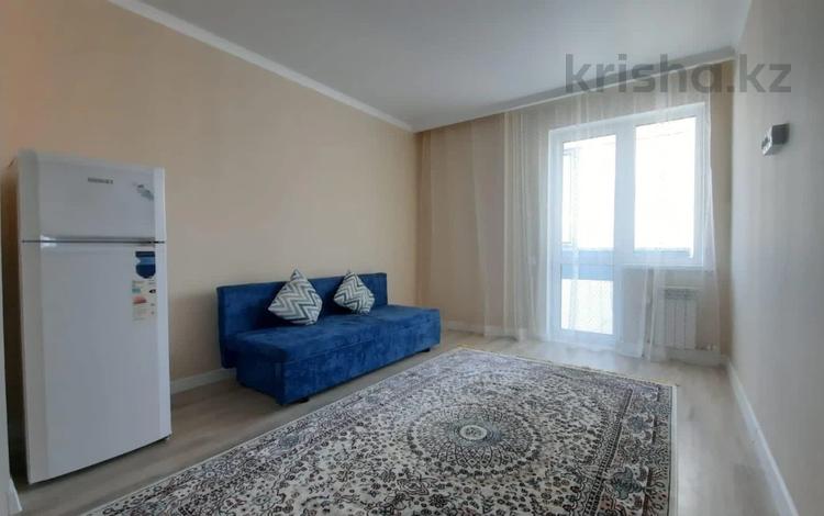2-комнатная квартира · 42 м² · 15/24 этаж, Сауран 15 за 29.5 млн ₸ в Астане, Есильский р-н — фото 2