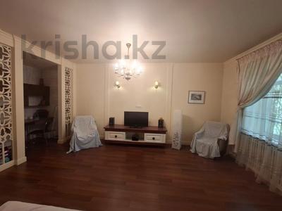3-комнатная квартира · 57 м² · 1/4 этаж, мкр Новый Город, Абая за 30 млн ₸ в Караганде, Казыбек би р-н