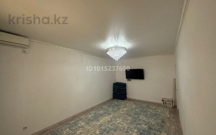 2-бөлмелі пәтер · 100 м², Әл Фараби 1дом 39кв, бағасы: 20 млн ₸ в Кульсары — фото 2
