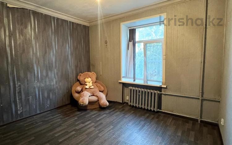 3-комнатная квартира · 64.7 м² · 2/5 этаж, Назарбаева 64 за 18 млн ₸ в Усть-Каменогорске — фото 12