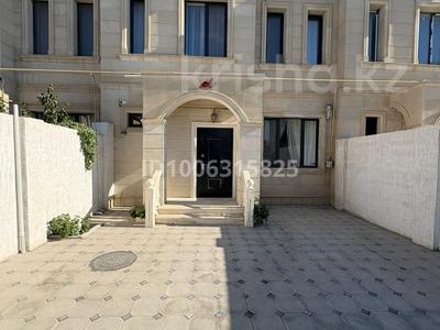 Часть дома · 6 комнат · 250 м² · 5 сот., 21-й мкр за 85 млн 〒 в Актау