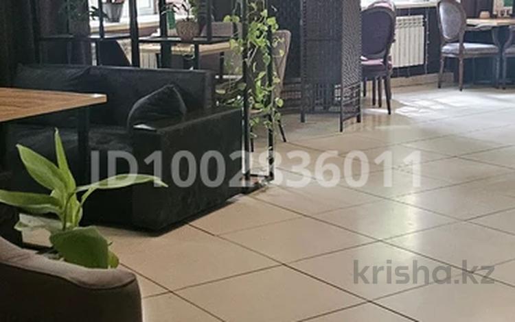 Свободное назначение, офисы, магазины и бутики, общепит · 178 м² за 85 млн ₸ в Семее — фото 14