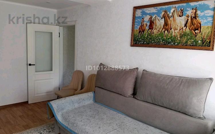 4-бөлмелі пәтер · 63 м² · 3/5 қабат, мкр Юго-Восток, мкр Юго-Восток, 28й микрорайон, бағасы: 32 млн ₸ в Караганде, Казыбек би р-н — фото 2