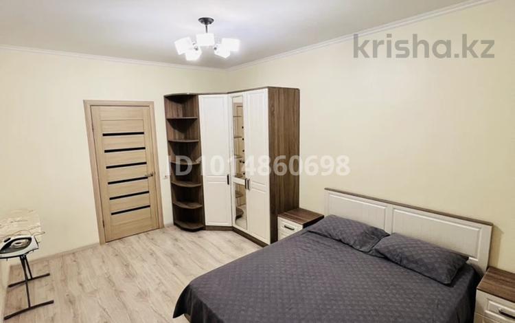 2-комнатная квартира · 63 м², Степана Кубрина 23/1 за 300 000 ₸ в Астане, Сарыарка р-н — фото 2
