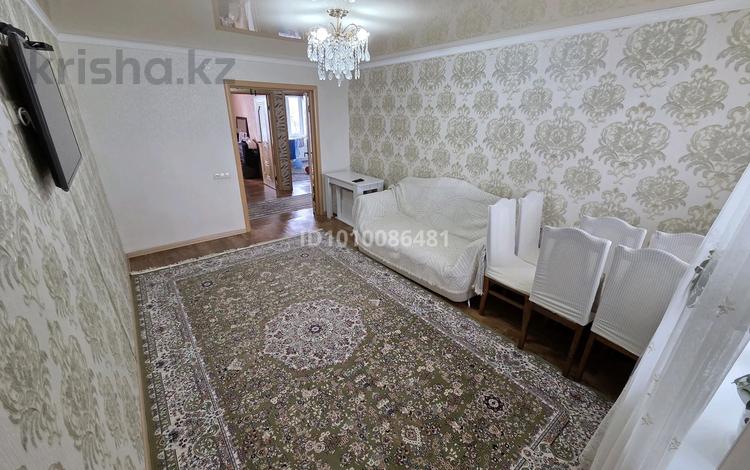 3-комнатная квартира · 62.3 м² · 6/6 этаж, мкр 8 за 21.5 млн ₸ в Актобе — фото 2