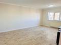 3-комнатная квартира · 89.8 м² · 10/16 этаж, Мкр-н Самал 2 за 320 000 ₸ в Астане, Есильский р-н — фото 5