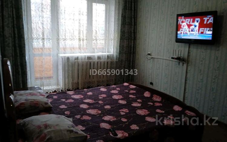 1-комнатная квартира · 40 м² · 2/5 этаж, 4-й микрорайон 7 — С.Датова за 8 000 ₸ в Уральске — фото 5