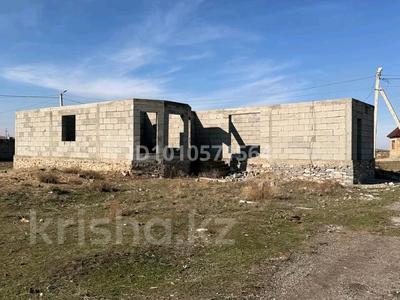 Отдельный дом · 4 комнаты · 170 м² · 10 сот., мкр Бектобе, Нурлы жол 1 за 9.4 млн 〒 в Таразе