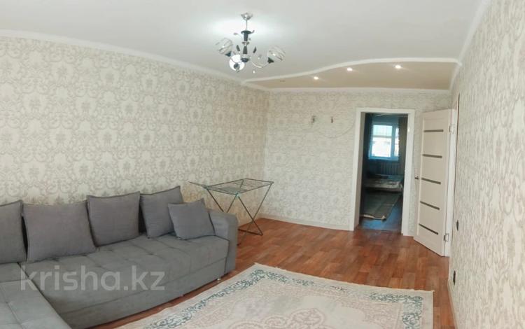 2-бөлмелі пәтер, 48 м², 5/5 қабат, Майкудук, 14й микрорайон, бағасы: 9.2 млн 〒 в Караганде, Алихана Бокейханова р-н — фото 2