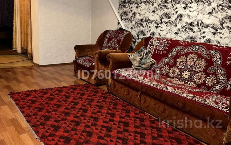 3-бөлмелі пәтер · 60.8 м² · 1/2 қабат, Гагарина 31 Госнити, бағасы: 10 млн ₸ в Акколе — фото 2