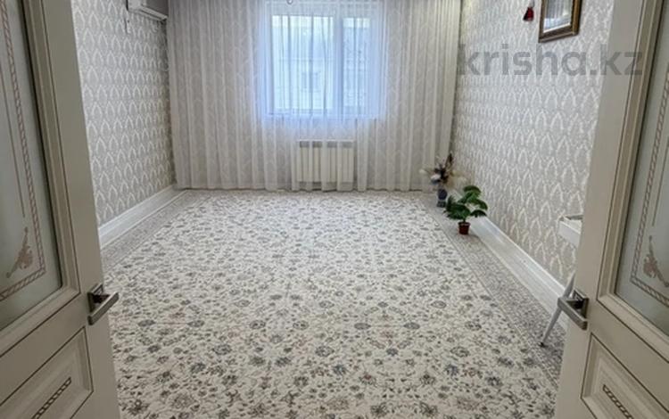 3-комнатная квартира · 79 м² · 6/6 этаж, 32В мкр 8/1 за 15 млн ₸ в Актау — фото 2