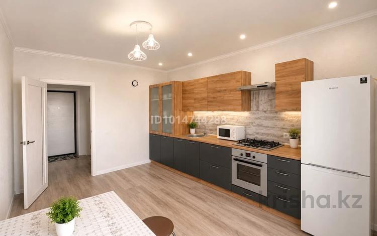 2-бөлмелі пәтер · 100 м² · 2/5 қабат, Ескі аэропорт ш/а., Алал 4, бағасы: 32 млн ₸ в Уральске, мкр Старый Аэропорт — фото 2