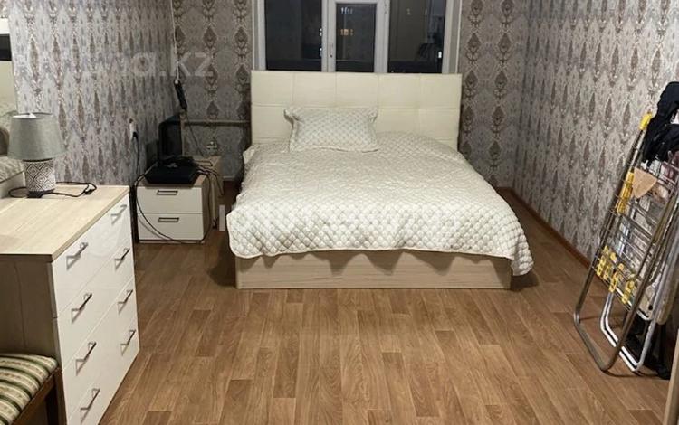 2-бөлмелі пәтер · 99.3 м² · 5/5 қабат, микрорайон сырдарья 19, бағасы: 20 млн ₸ в  — фото 2
