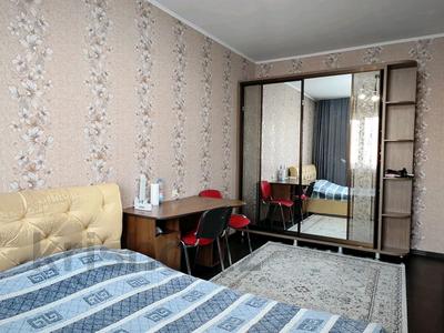 Продажа квартир в Алматы: 1-комнатная квартира · 40 м² · 8/9 этаж, мкр Аксай-2 за 25 млн 〒 1-комнатная квартира · 40 м² · 8/9 этаж, мкр Аксай-2 за 25 млн 〒 в Алматы, Ауэзовский р-н