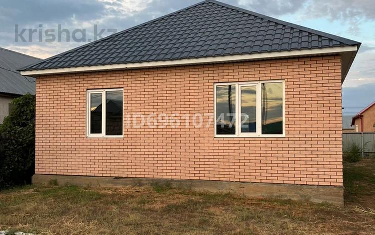 Отдельный дом · 4 комнаты · 100 м² · 4 сот., Арыстан Баб 20/1 — Мкр. Сары Арка за 20 млн 〒 в Уральске — фото 14