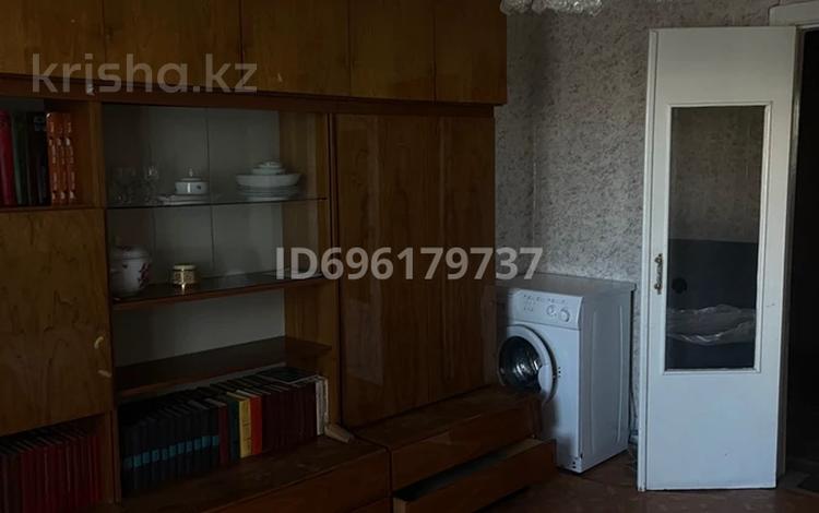 2-бөлмелі пәтер · 58 м² · 5/9 қабат, 28-шағынаудан, Республики 32, бағасы: 150 000 ₸ в Караганде, Казыбек би р-н — фото 2