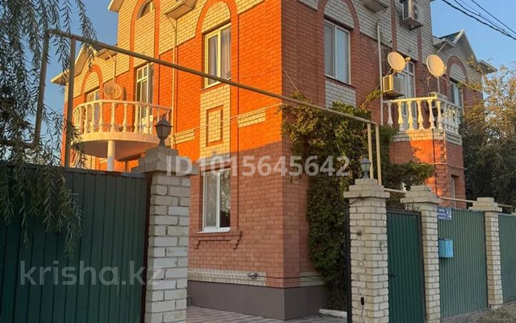 Отдельный дом · 7 комнат · 250 м² · 6 сот., мкр Центральный, Жангир Хан 14 — Канцева-Валиханова за 150 млн ₸ в Атырау — фото 2