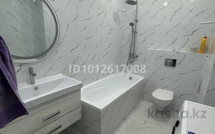 1-бөлмелі пәтер · 45 м² · 8/10 қабат, мкр Нурсая, Абулхайыр хана 51а — Абульхайр хан, бағасы: 23.5 млн ₸ в Атырау — фото 2