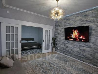 2-комнатная квартира · 60 м² · 10/15 этаж, 17-й мкр 6 за 20 000 〒 в Актау