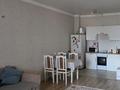 2-комнатная квартира · 57 м² · 13/13 этаж, мкр Уркер 7/2 за 420 000 ₸ в Астане, Нура р-н — фото 2