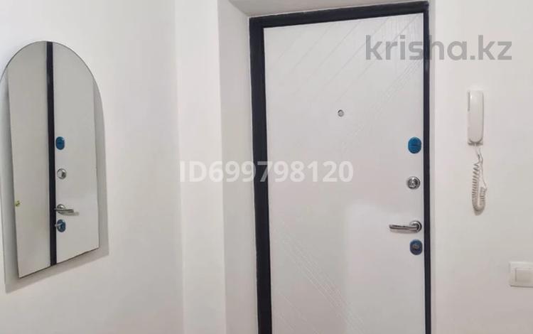 2-комнатная квартира · 54 м² · 2/5 этаж, мкр Казахфильм за 350 000 ₸ в Алматы, Бостандыкский р-н — фото 2