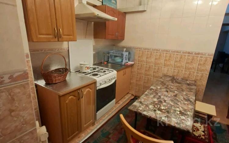 3-комнатная квартира · 75 м² · 2/5 этаж, Абдулиных — Жибек долы за 350 000 ₸ в Алматы, Медеуский р-н — фото 2