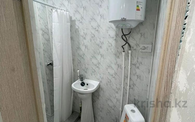 1-комнатная квартира · 18 м² · 2/5 этаж, алмазова за 5.5 млн ₸ в Уральске — фото 2