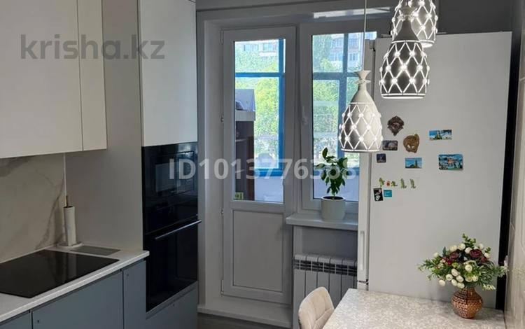3-бөлмелі пәтер · 70 м² · 2/9 қабат, Естая 83 — Назарбаева, бағасы: 35 млн ₸ в Павлодаре — фото 2