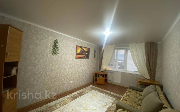 2-бөлмелі пәтер · 50.6 м², Центральный 1, бағасы: 16 млн ₸ в Кокшетау — фото 2