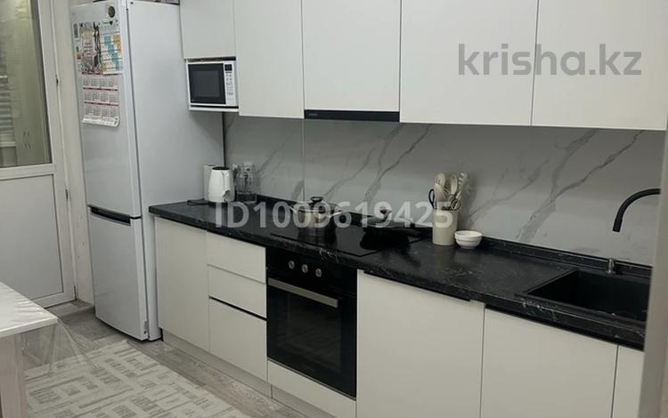 3-комнатная квартира · 84 м² · 7/10 этаж, Казыбек Би 1А за 42.5 млн ₸ в Усть-Каменогорске, Ульбинский — фото 2